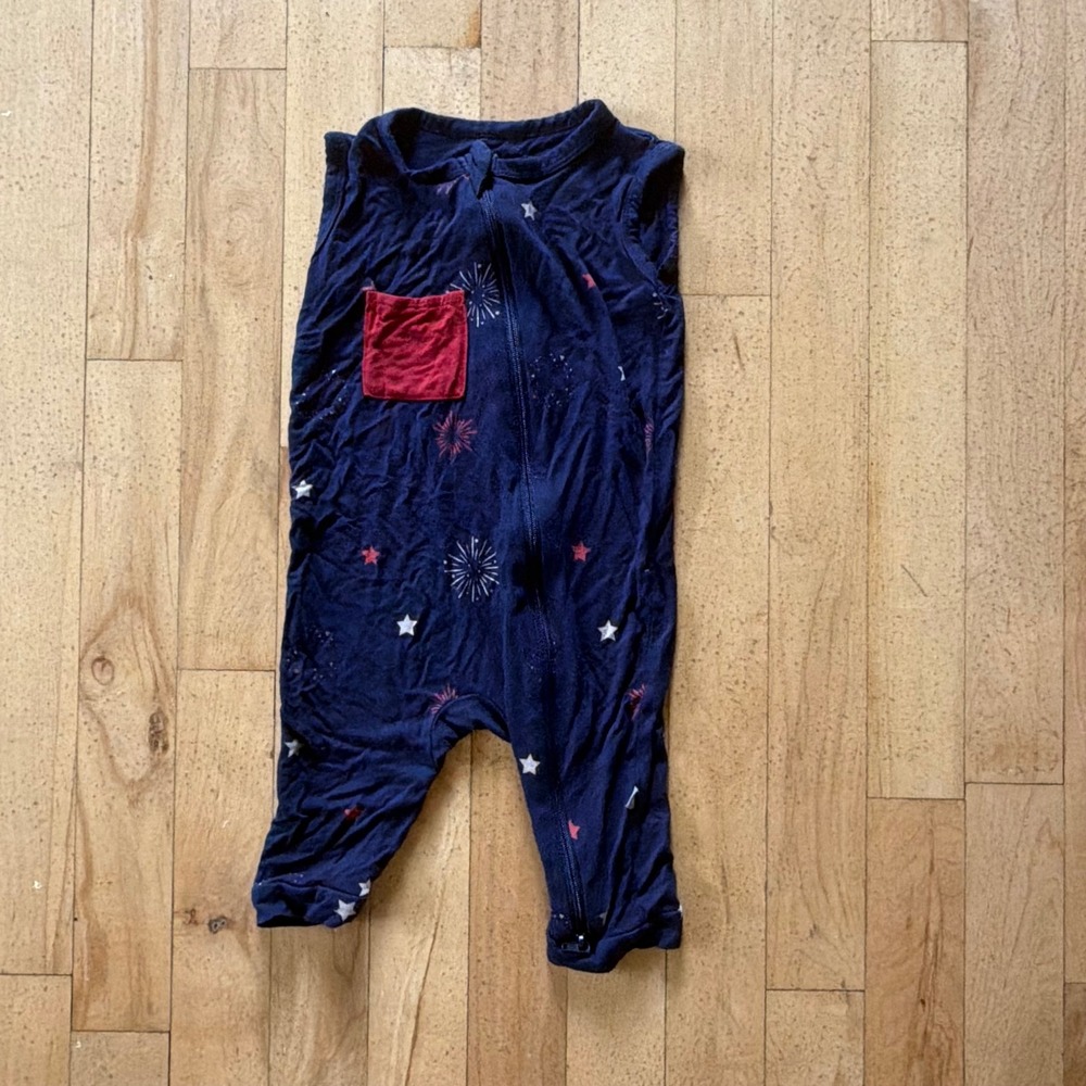 Kyte Baby Sleeveless Bamboo Romper Navy Fireworks Stars 12-18 Months
